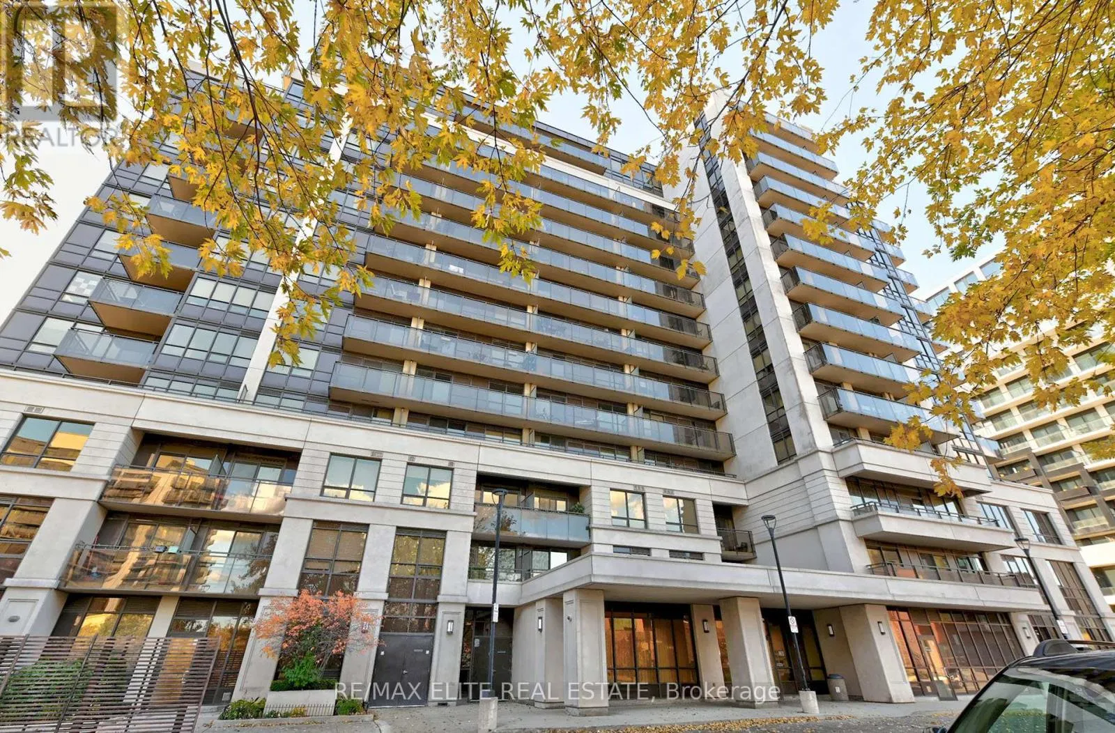 Apartment for rent: 217 - 55 De Boers Drive, Toronto, Ontario M3J 0G5