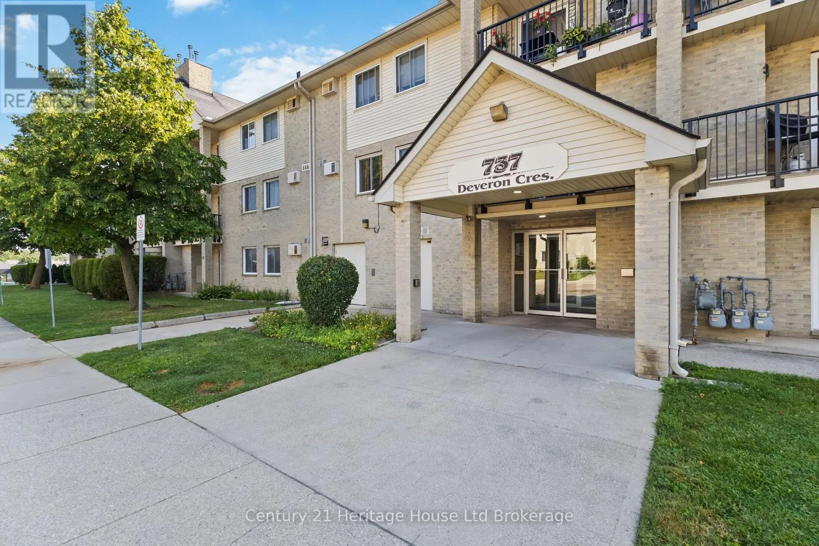 Apartment for rent: 217 - 737 Deveron Crescent, London South, Ontario N5Z 4X9