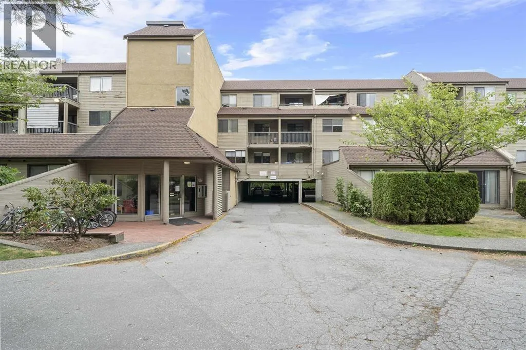 Apartment for rent: 217 8120 Colonial Drive, Richmond, British Columbia V7C 4V2