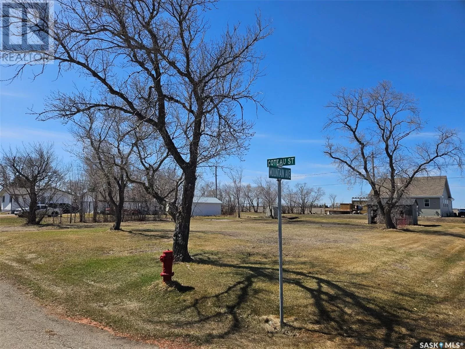 Unknown for rent: 217 Coteau Street, Arcola, Saskatchewan S0C 0G0