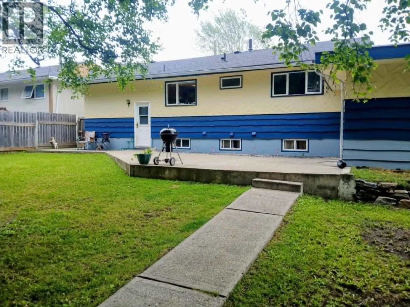 House for rent: 217 Crysdale Drive, Mackenzie, British Columbia V0J 2C0