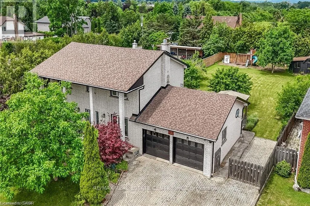 House for rent: 217 Jones Road, Hamilton, Ontario L8E 5J4