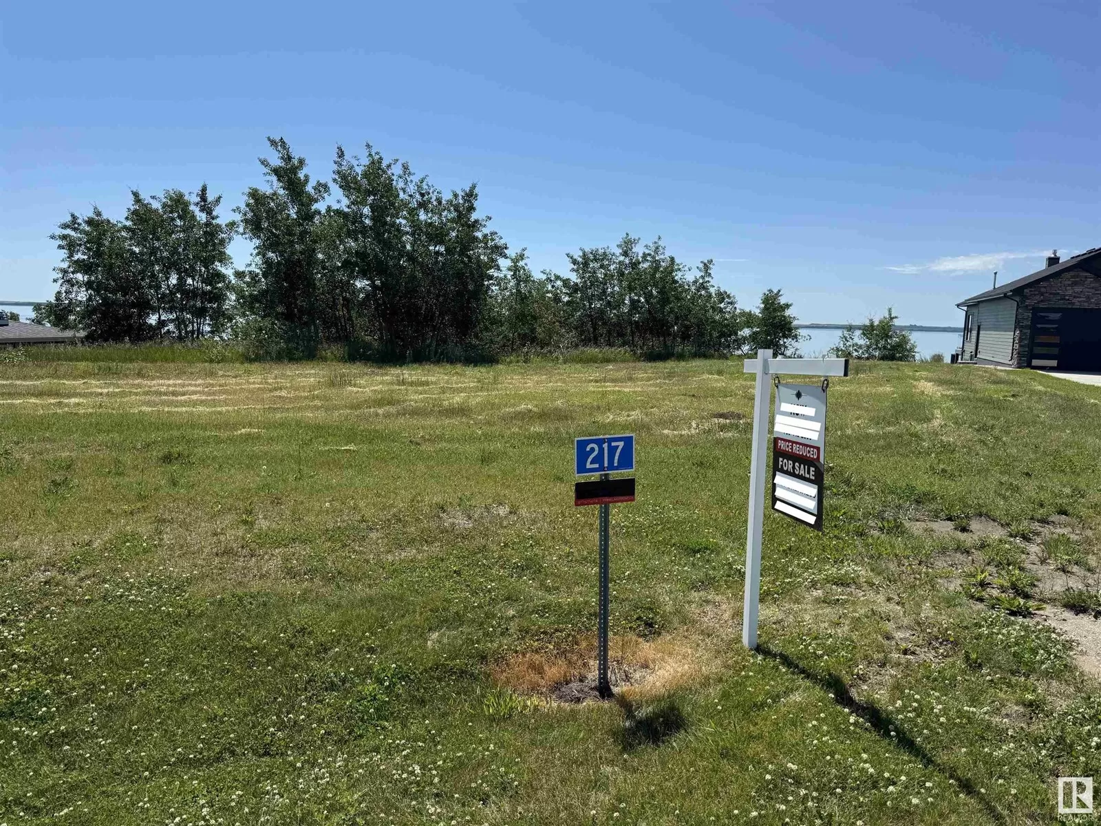 No Building for rent: 217 Lakeview Dr, Rural Camrose County, Alberta T0B 0H3