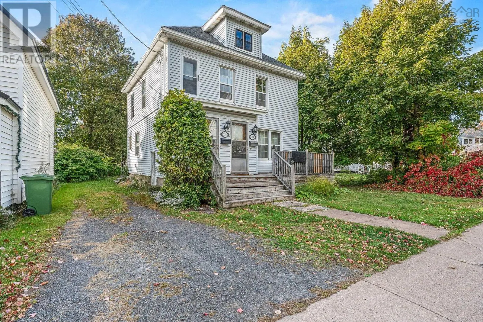 Duplex for rent: 217-219 Albert Street, New Glasgow, Nova Scotia B2H 3V6