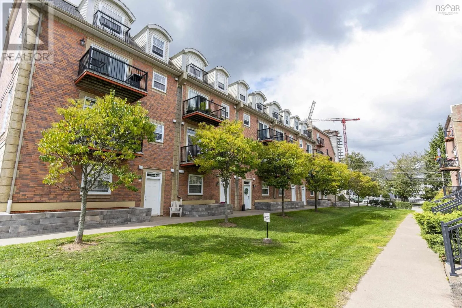 Row / Townhouse for rent: 2173 Maitland Street, Halifax, Nova Scotia B3K 2Z8