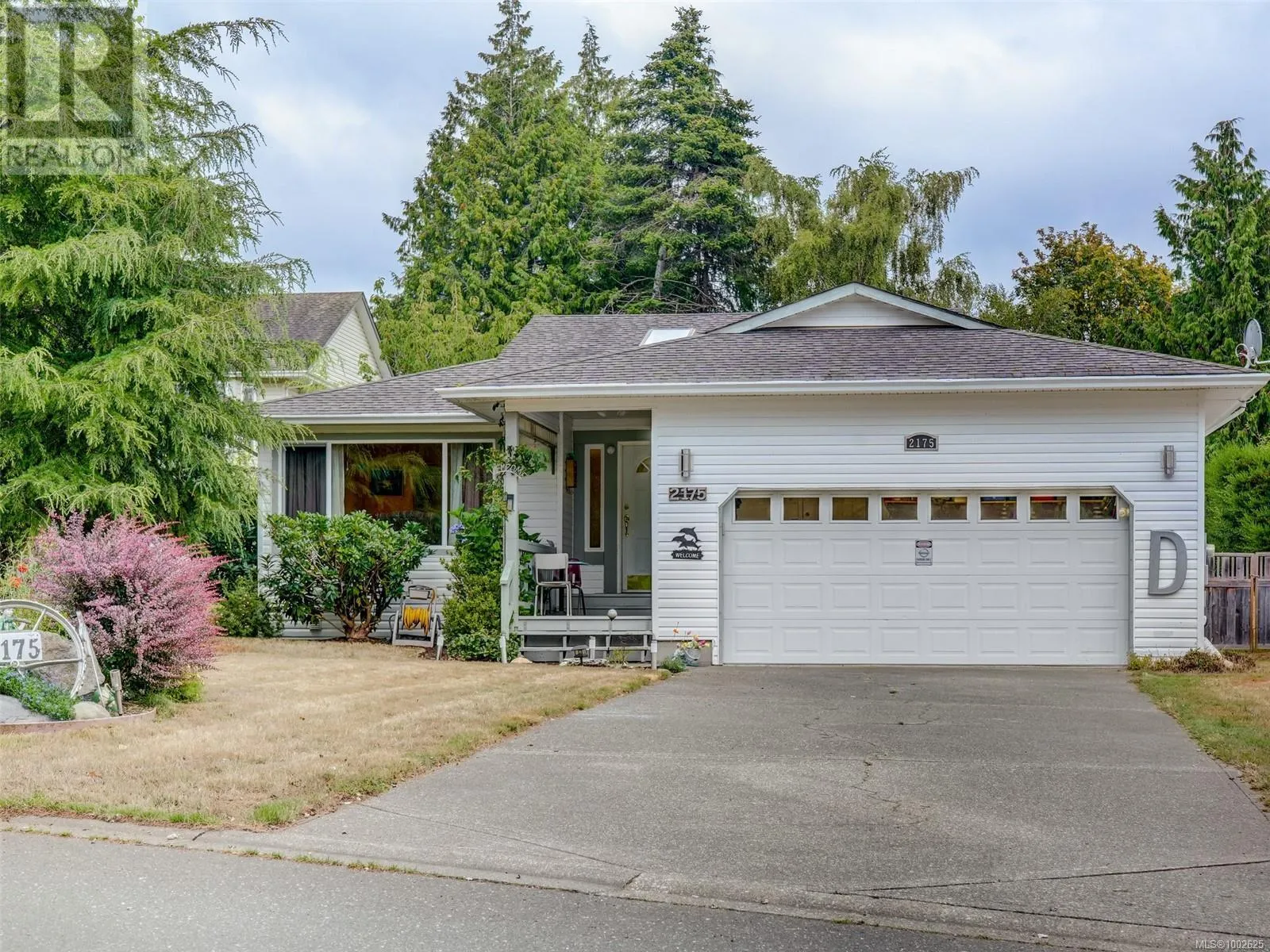 House for rent: 2175 Maple Ave N, Sooke, British Columbia V9Z 0M8