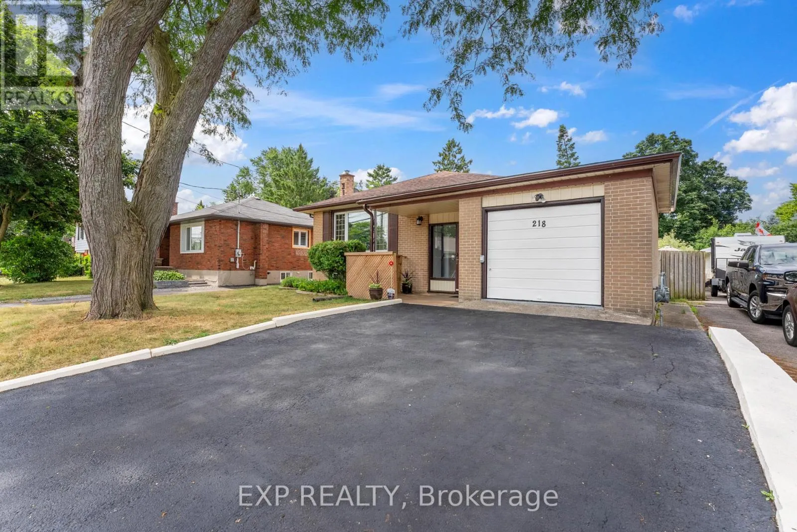 House for rent: 218 Farley Avenue, Belleville, Ontario K8N 4L5