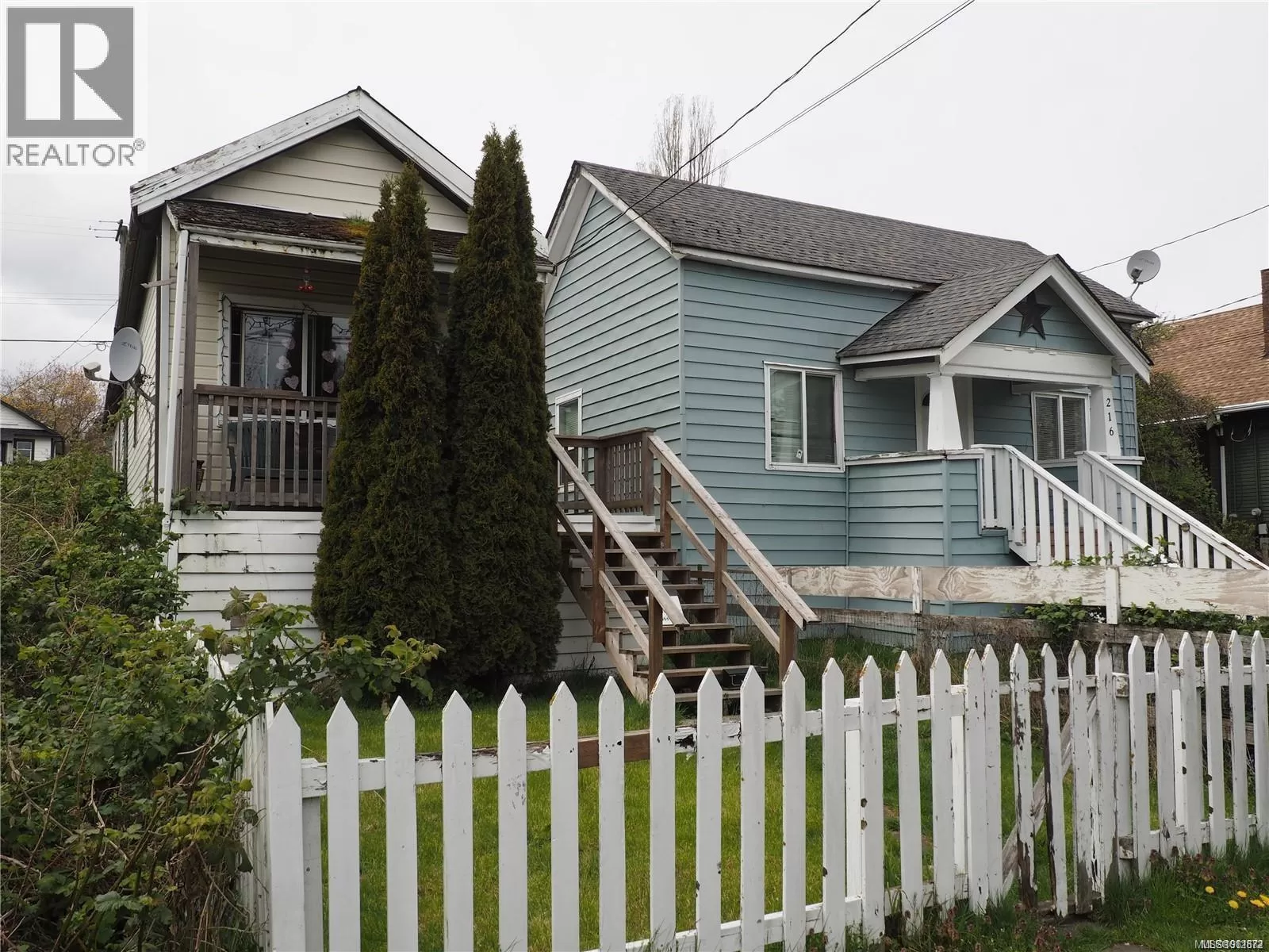 House for rent: 218 Haliburton St, Nanaimo, British Columbia V9R 4W1