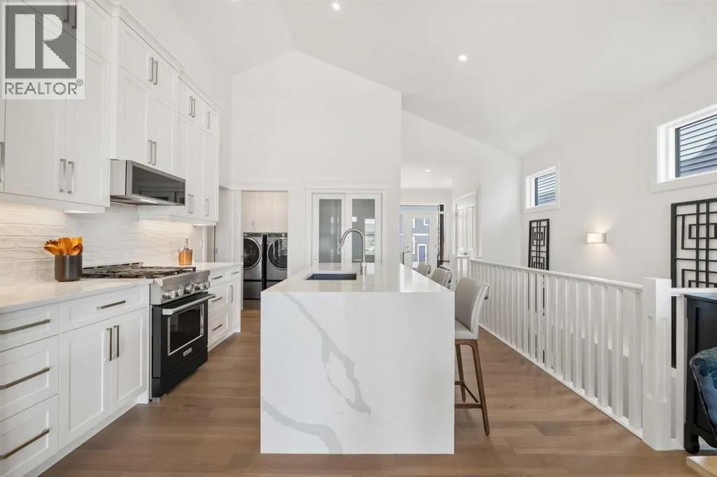 House for rent: 218 Mitchell Heath Nw, Calgary, Alberta T3R 2G2