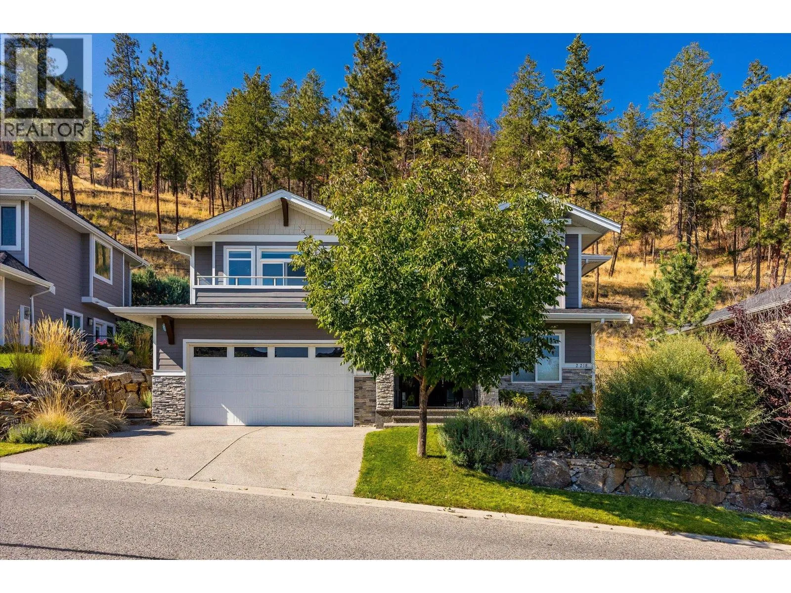 House for rent: 218 Upper Canyon Drive N, Kelowna, British Columbia V1V 2X6