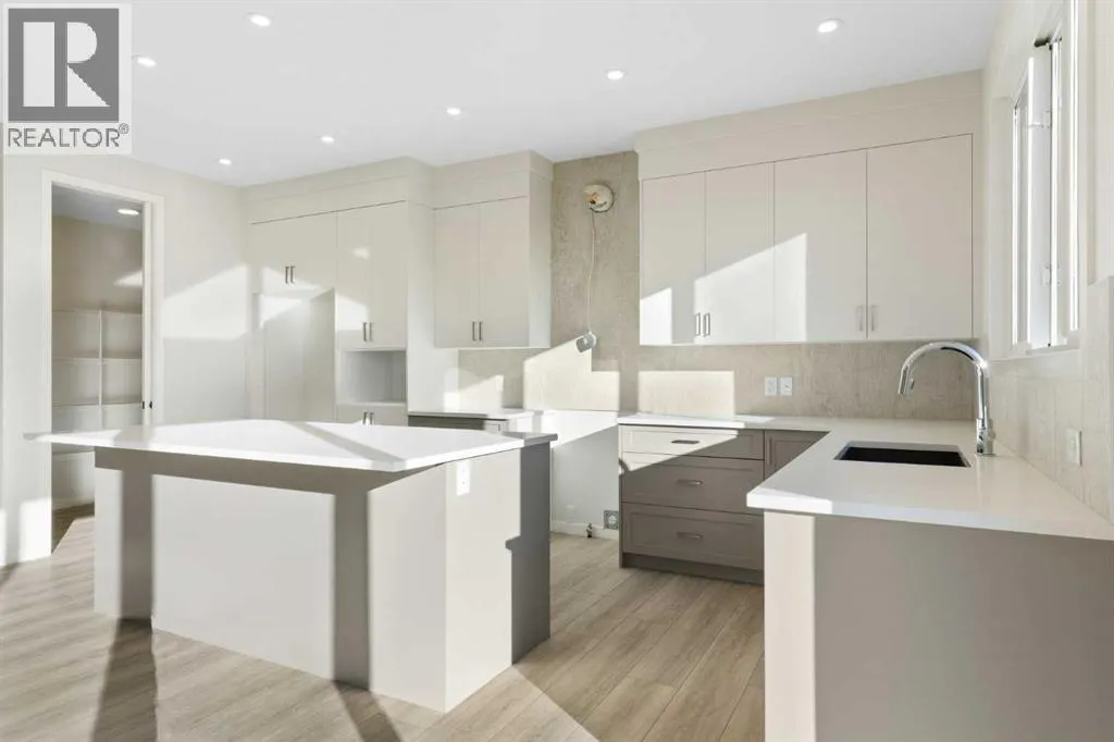 House for rent: 218 West Grove Lane Sw, Calgary, Alberta T3H 6E3