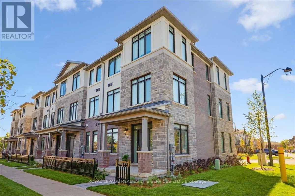 Row / Townhouse for rent: 2180 Postmaster Drive, Oakville, Ontario L6M 5T1