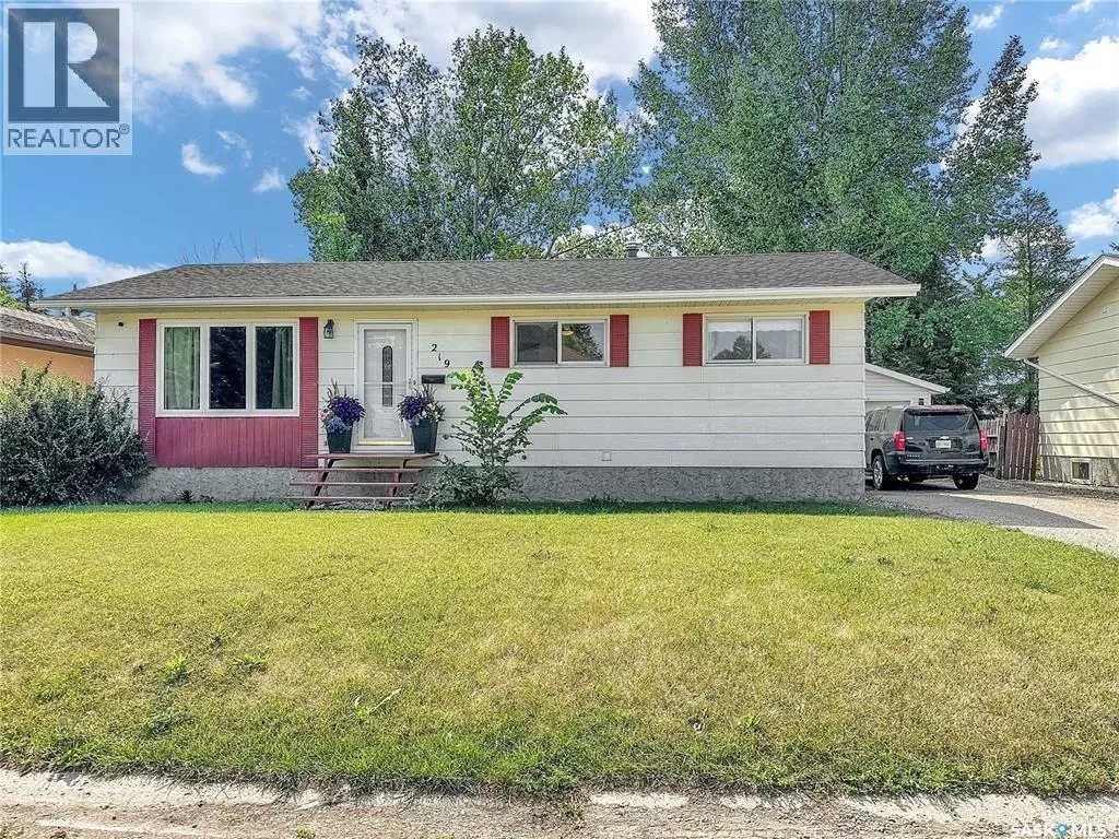 House for rent: 219 4th Avenue, Whitewood, Saskatchewan S0G 5C0
