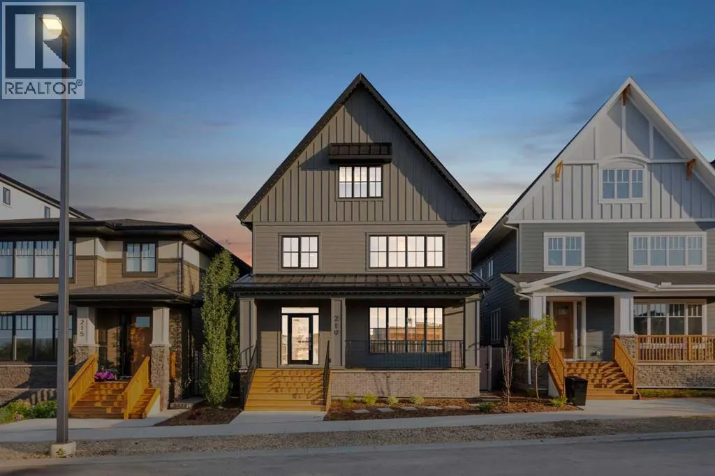 House for rent: 219 Calais Drive Sw, Calgary, Alberta T3E 8H4