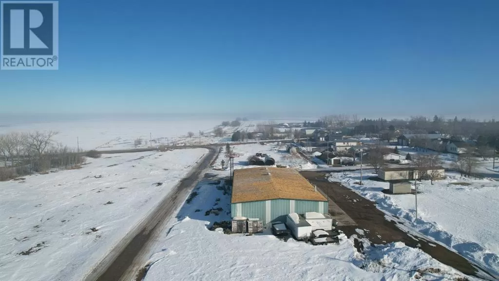 219 Railway Avenue Se, Youngstown, Alberta T0J 3P0