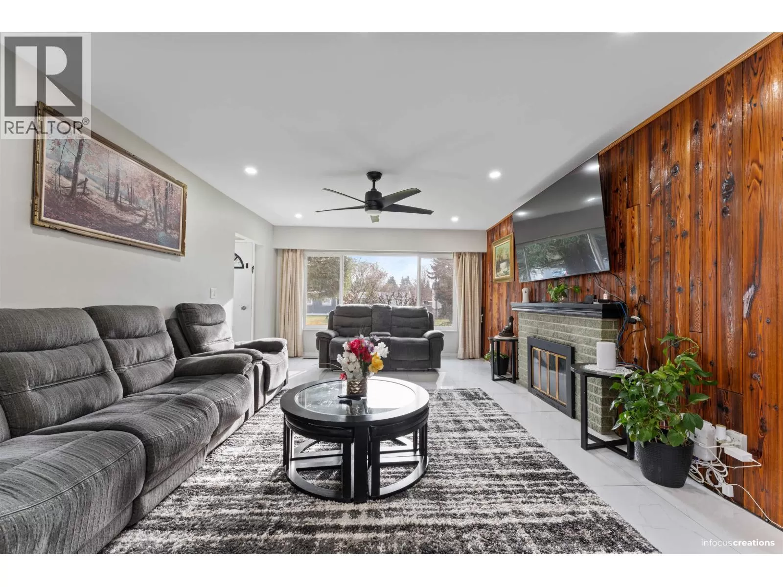 House for rent: 21957 Acadia Street, Maple Ridge, British Columbia V2X 3B7