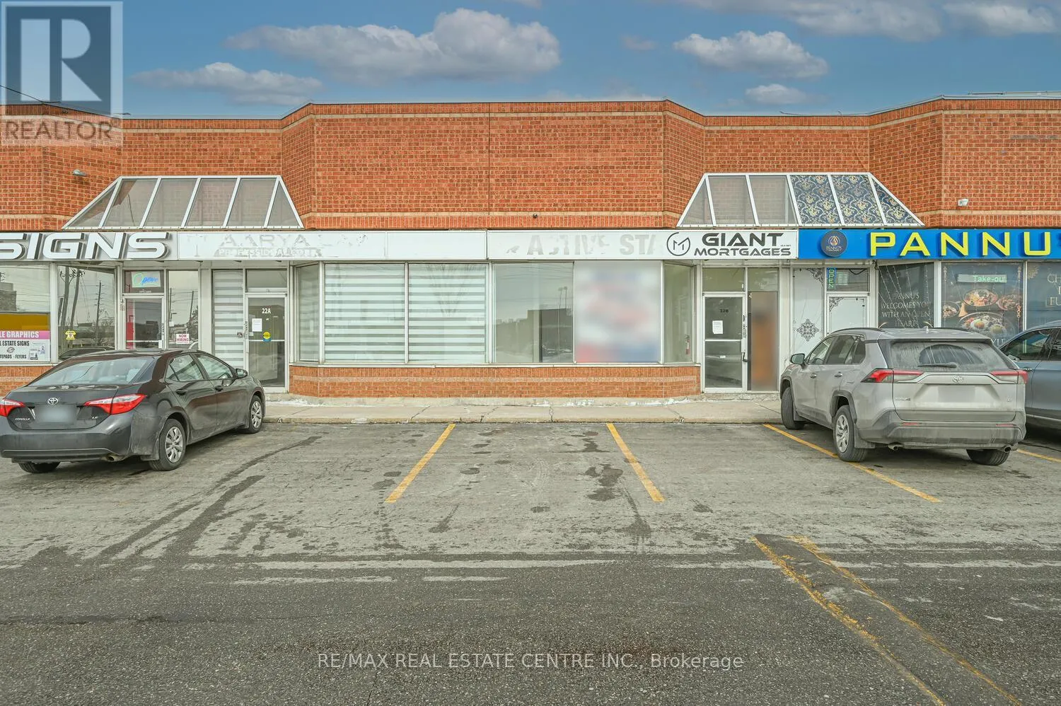 22 - 2565 Steeles Avenue E, Brampton, Ontario L6T 4L6