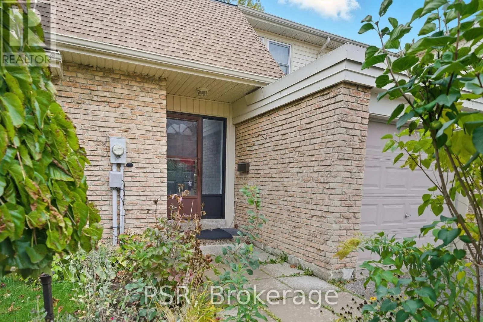 Row / Townhouse for rent: 22 - 7 Chamberlain Court, Ajax, Ontario L1S 3M7