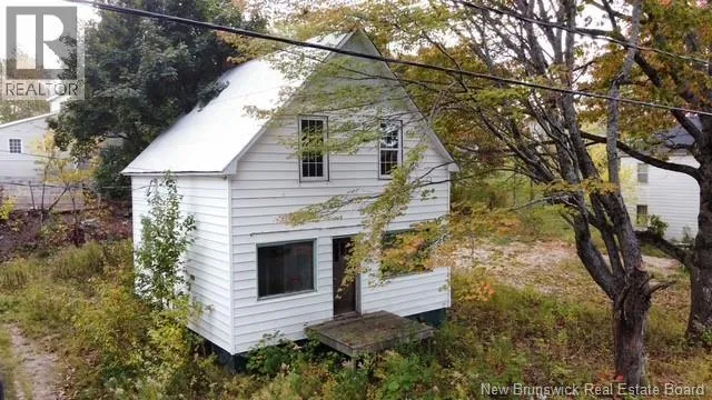 House for rent: 22 Beech Street, McAdam, New Brunswick E6J 1V8