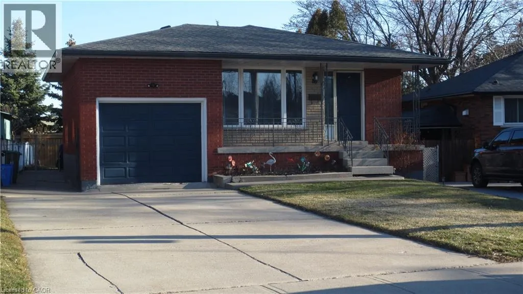 House for rent: 22 Catalina Drive Unit# Upper, Hamilton, Ontario L8G 2M5