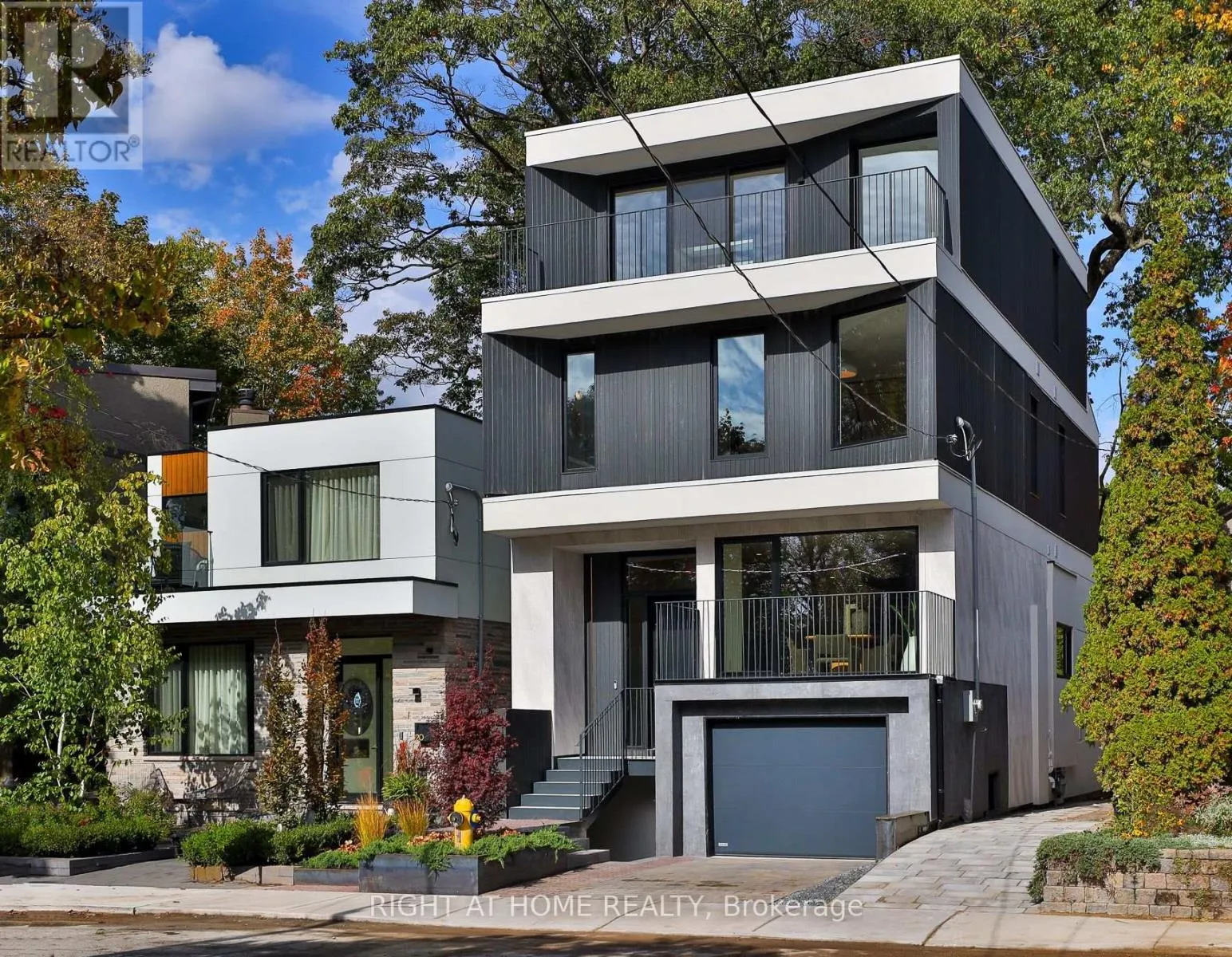 House for rent: 22 Duart Park Road, Toronto, Ontario M4E 1J2