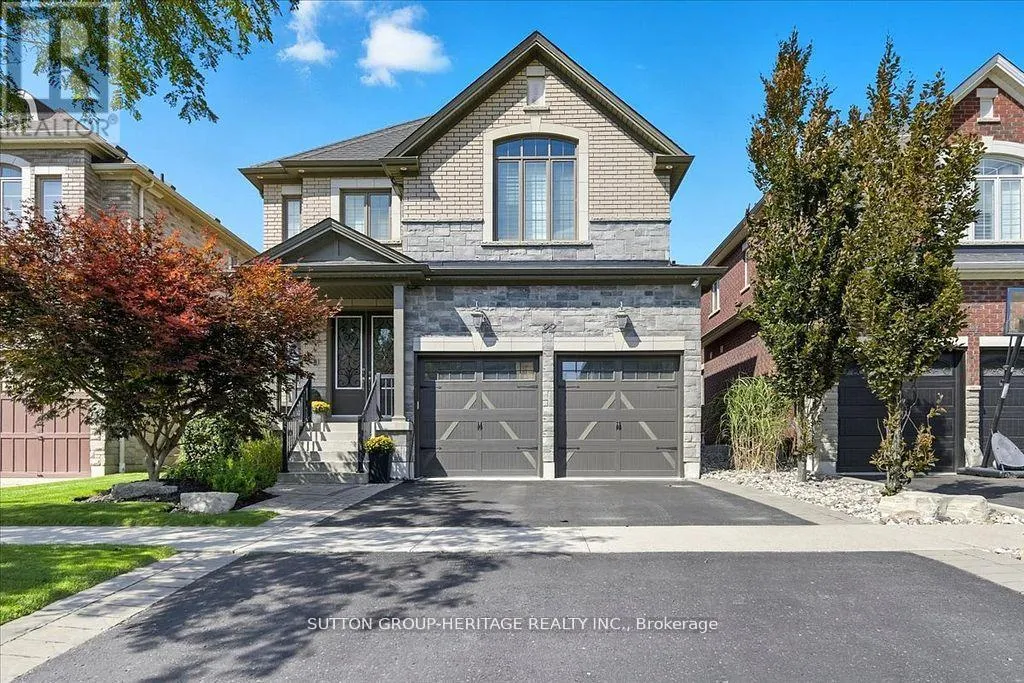 House for rent: 22 Glengowan Street, Whitby, Ontario L1R 0K9