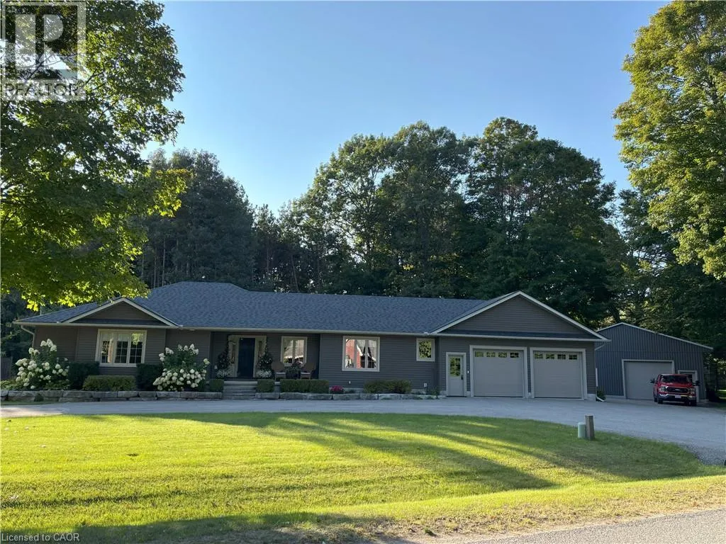 House for rent: 22 Gordon Road, Tiny, Ontario L0L 2T0