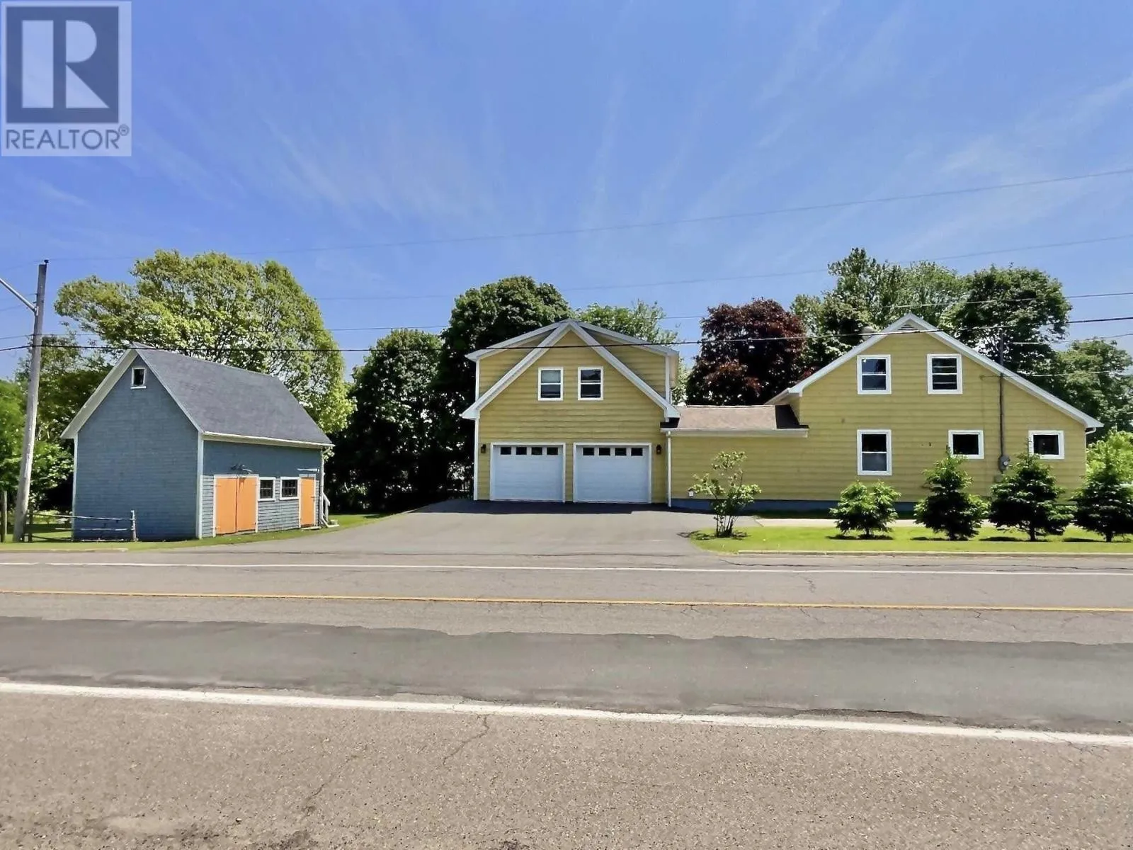 House for rent: 22 Maple Avenue, Charlottetown, Prince Edward Island C1A 6E1