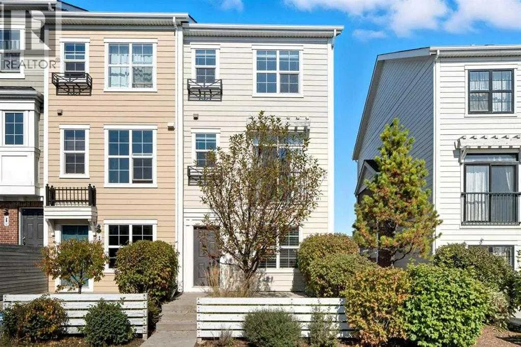 Row / Townhouse for rent: 22 Nolan Hill Gate Nw, Calgary, Alberta T3R 0T9