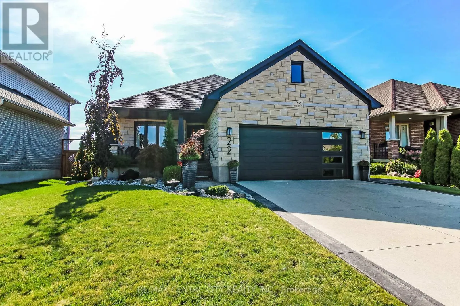 House for rent: 22 Oakmont Street, St. Thomas, Ontario N5R 0G3