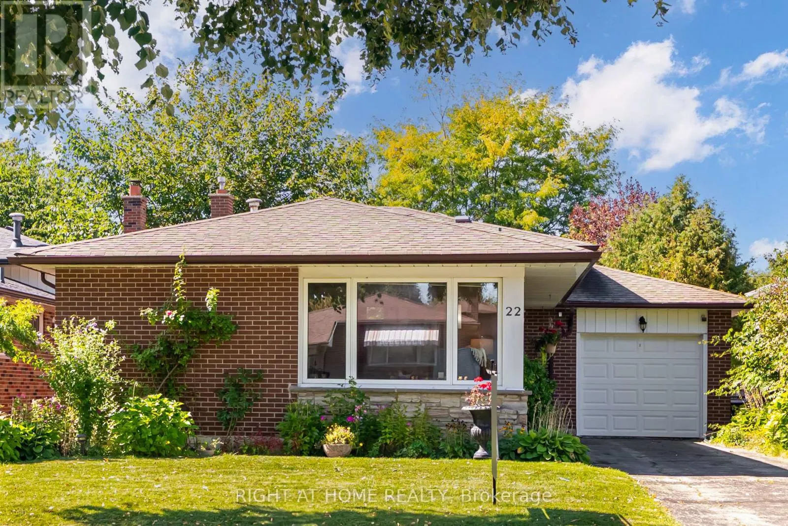 House for rent: 22 Rainier Square, Toronto, Ontario M1T 2Z9