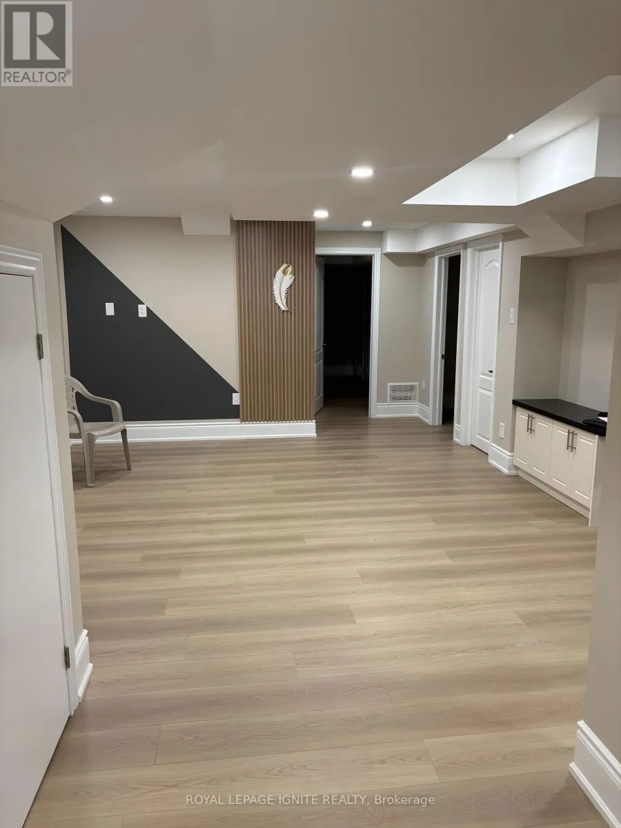 House for rent: 22 Redwillow Road, Brampton, Ontario L6P 2A3