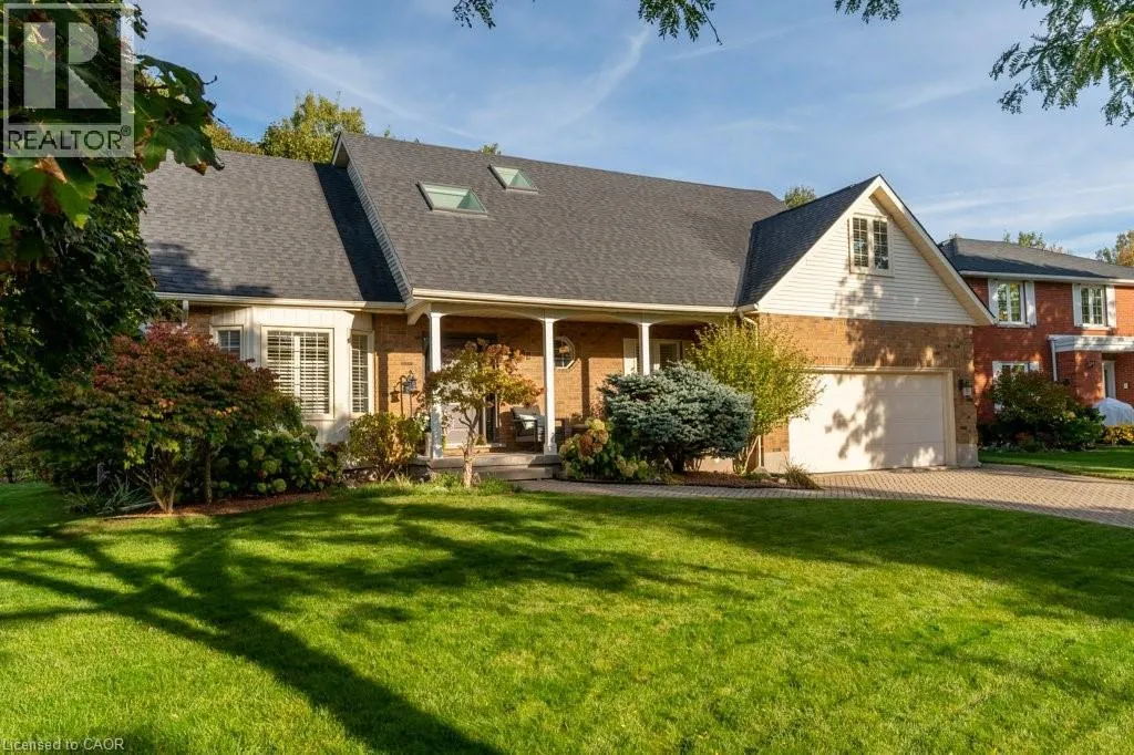 House for rent: 22 Roehampton Court, Kitchener, Ontario N2A 3L1