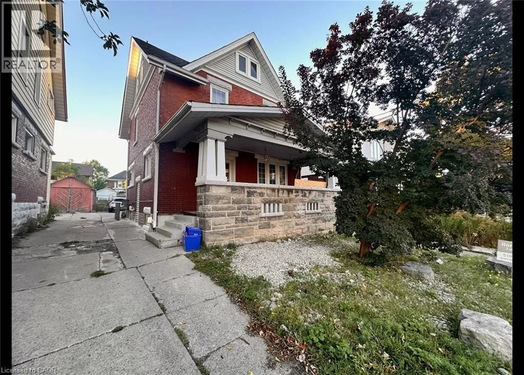 Apartment for rent: 22 Wellington Street N Unit# 2, Kitchener, Ontario N2H 5J4