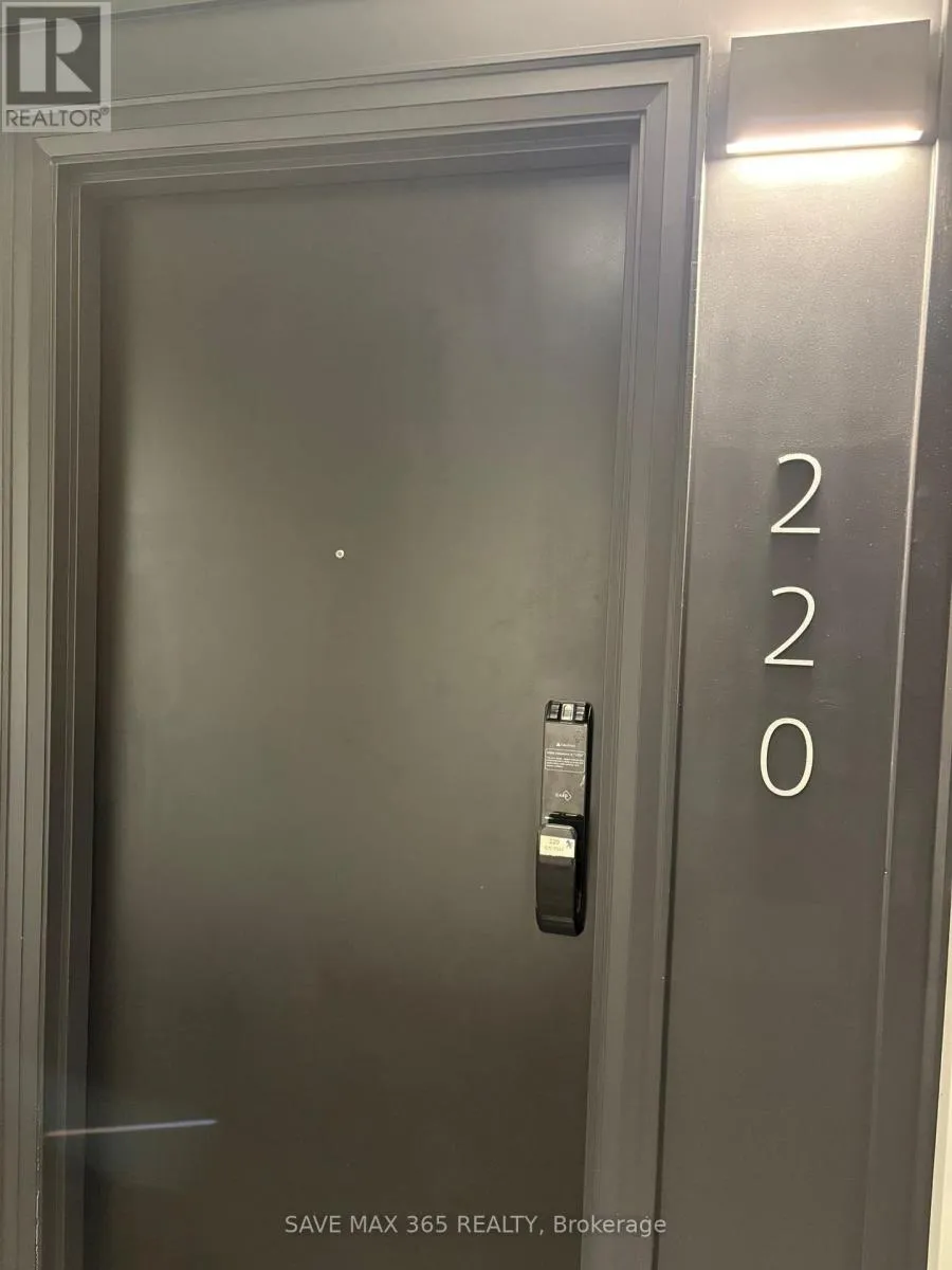 Apartment for rent: 220 - 470 Gordon Krantz Avenue, Milton, Ontario L9E 1Z3