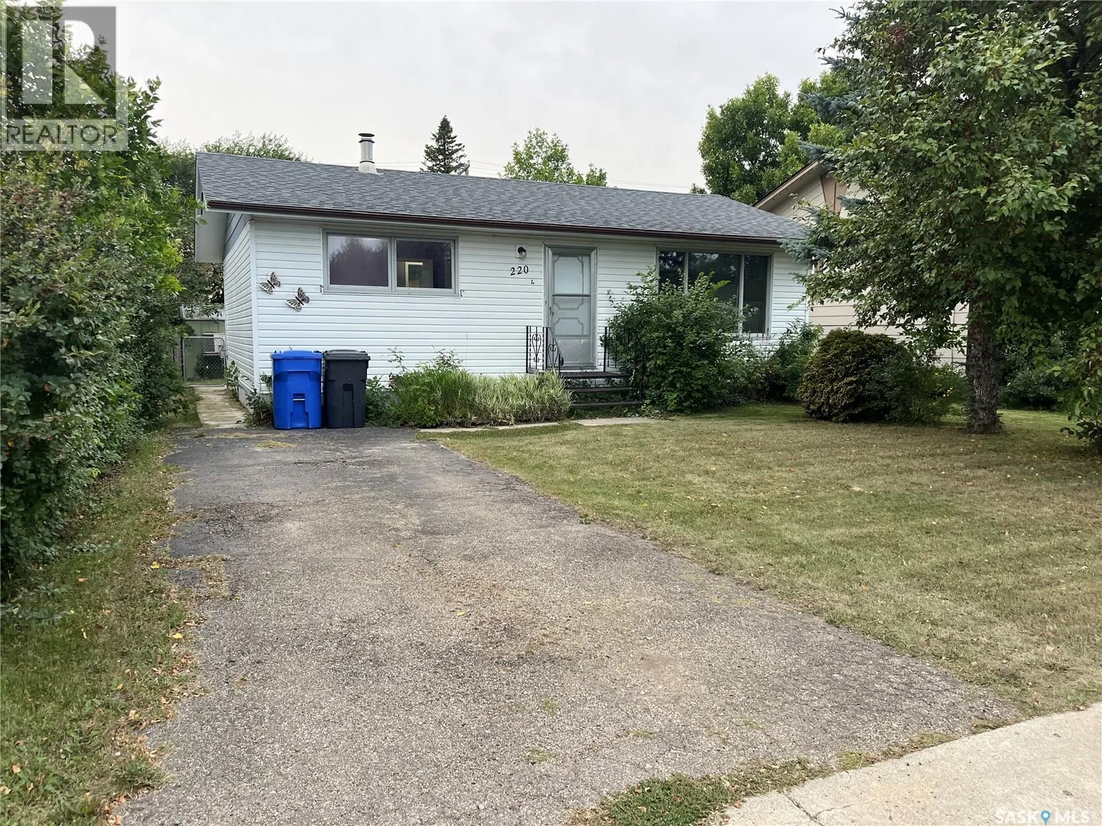 House for rent: 220 Knobel Street, Foam Lake, Saskatchewan S0A 1A0