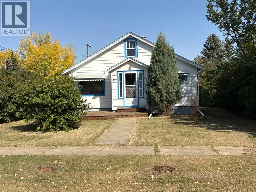 House for rent: 220 Lady Vivian Avenue W, Galahad, Alberta T0B 1R0