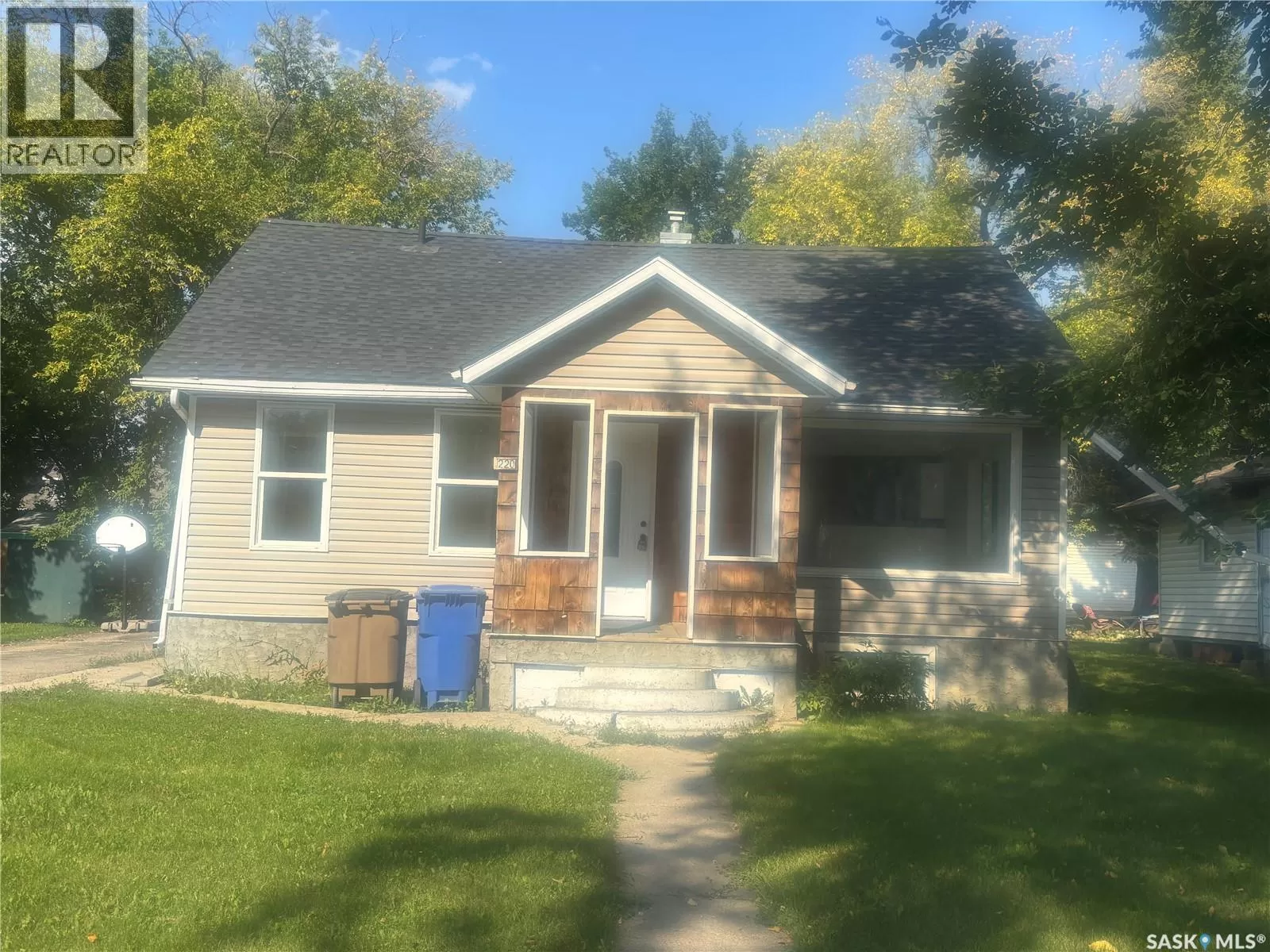 House for rent: 220 Stovel Avenue E, Melfort, Saskatchewan S0E 1A0