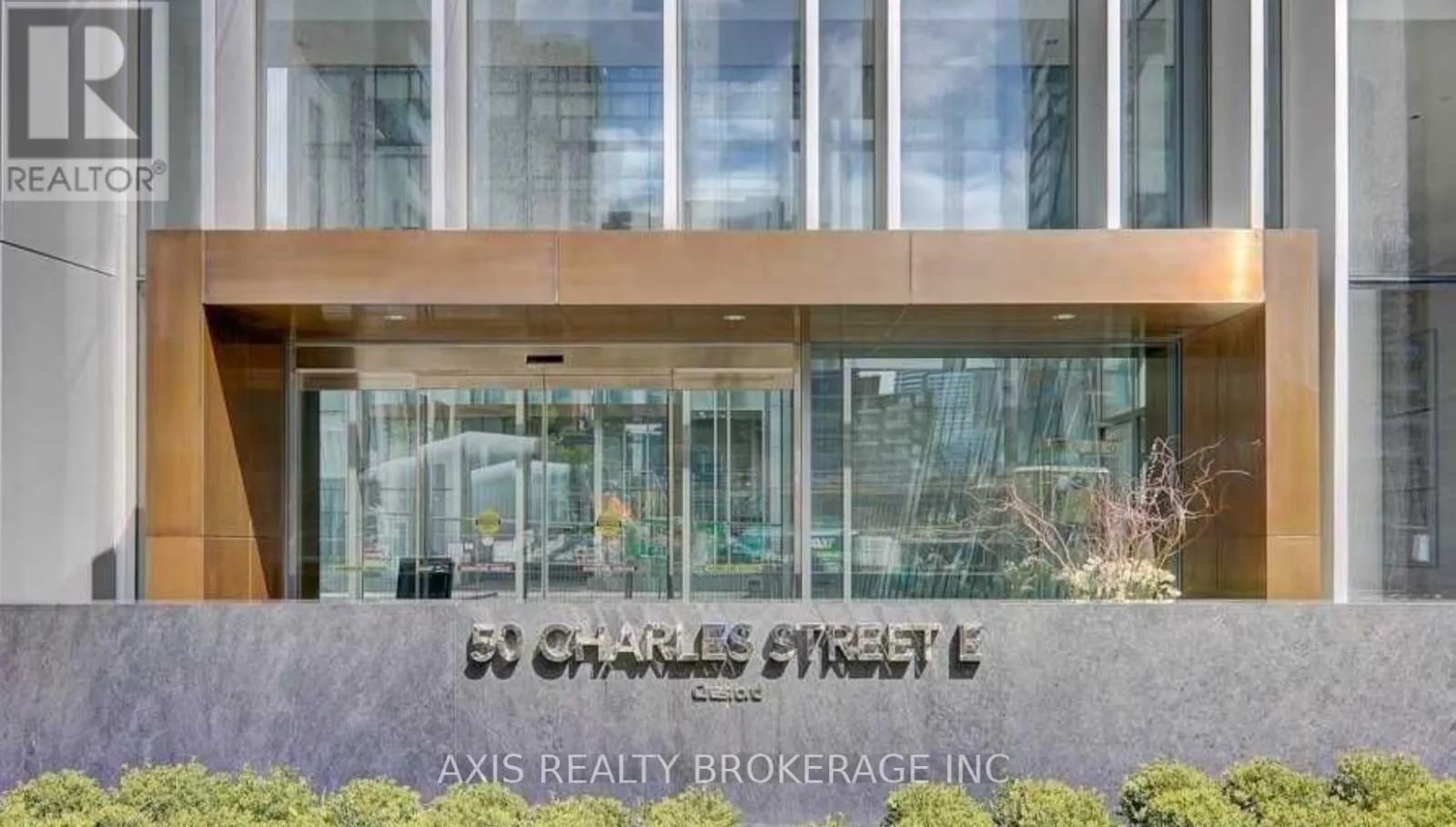 Apartment for rent: 2201 - 50 Charles Street E, Toronto, Ontario M4Y 1T1