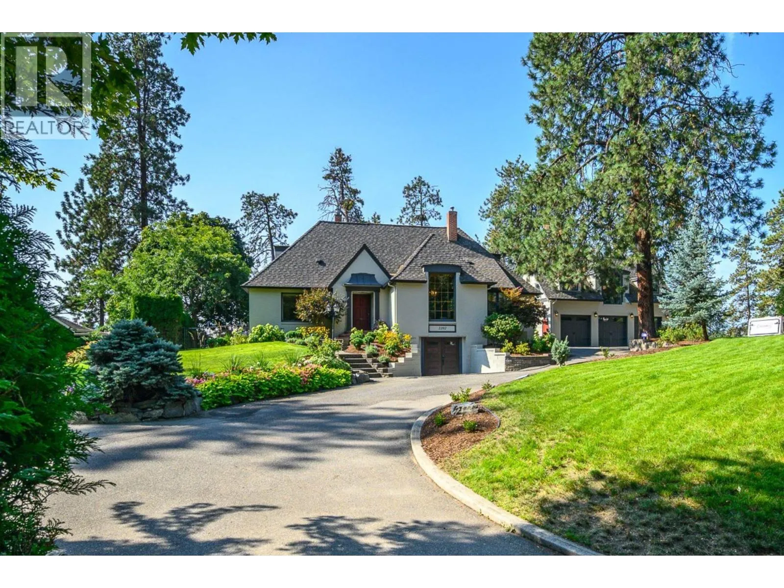 House for rent: 2202 26 Street, Vernon, British Columbia V1T 4T2