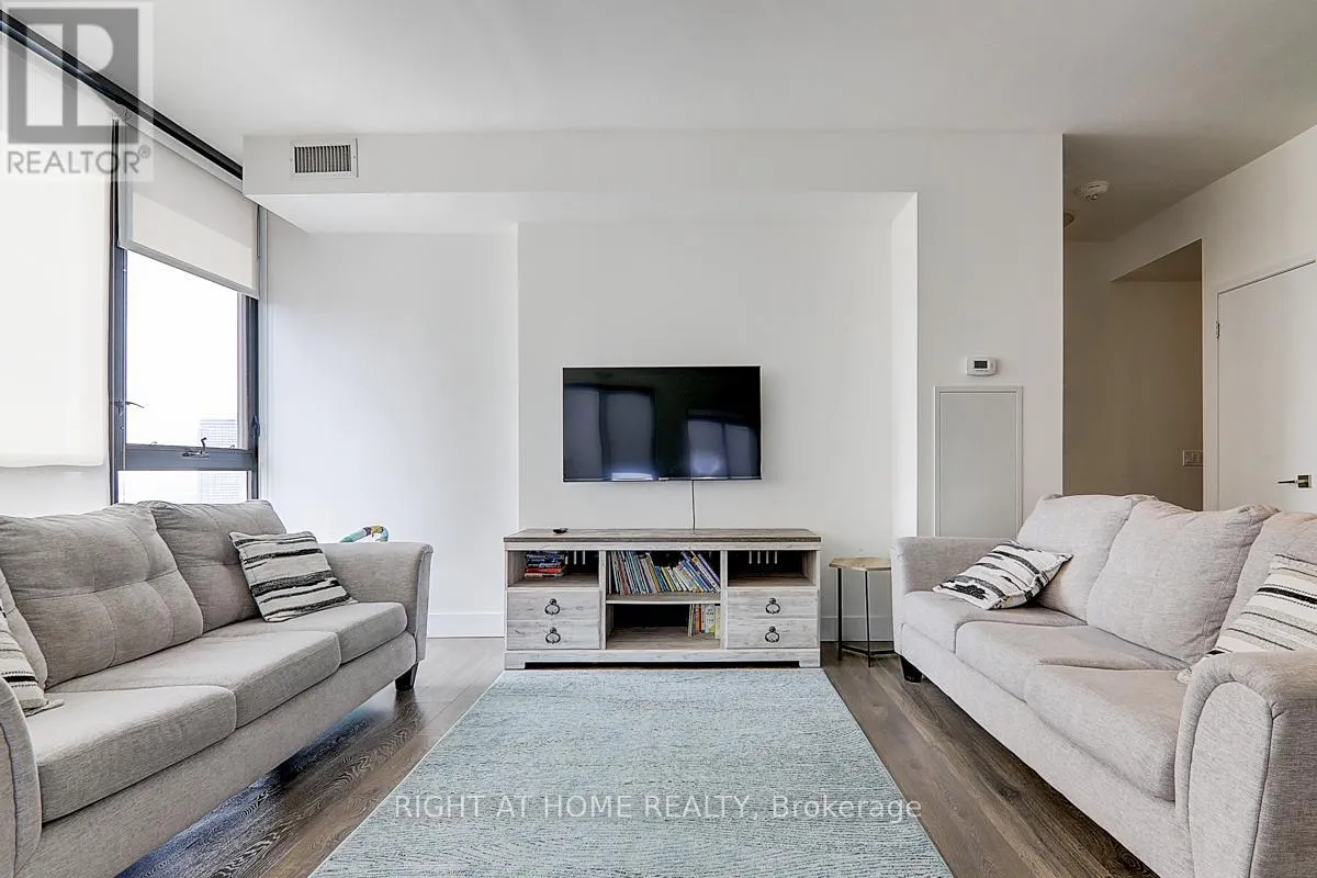 Apartment for rent: 2202 - 2916 Highway 7 Avenue, Vaughan, Ontario L4K 0K6