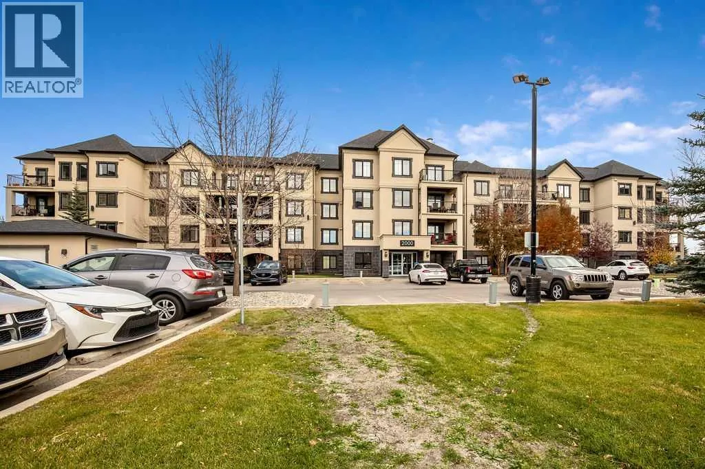 Apartment for rent: 2202, 310 Mckenzie Towne Gate Se, Calgary, Alberta T2Z 1E6