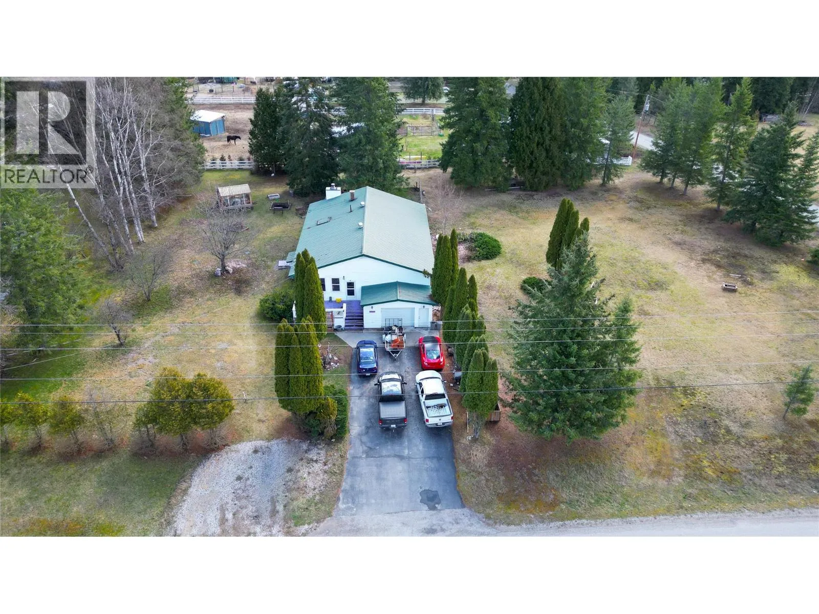 House for rent: 2202 Glade Road, Glade, British Columbia V1N 4R2