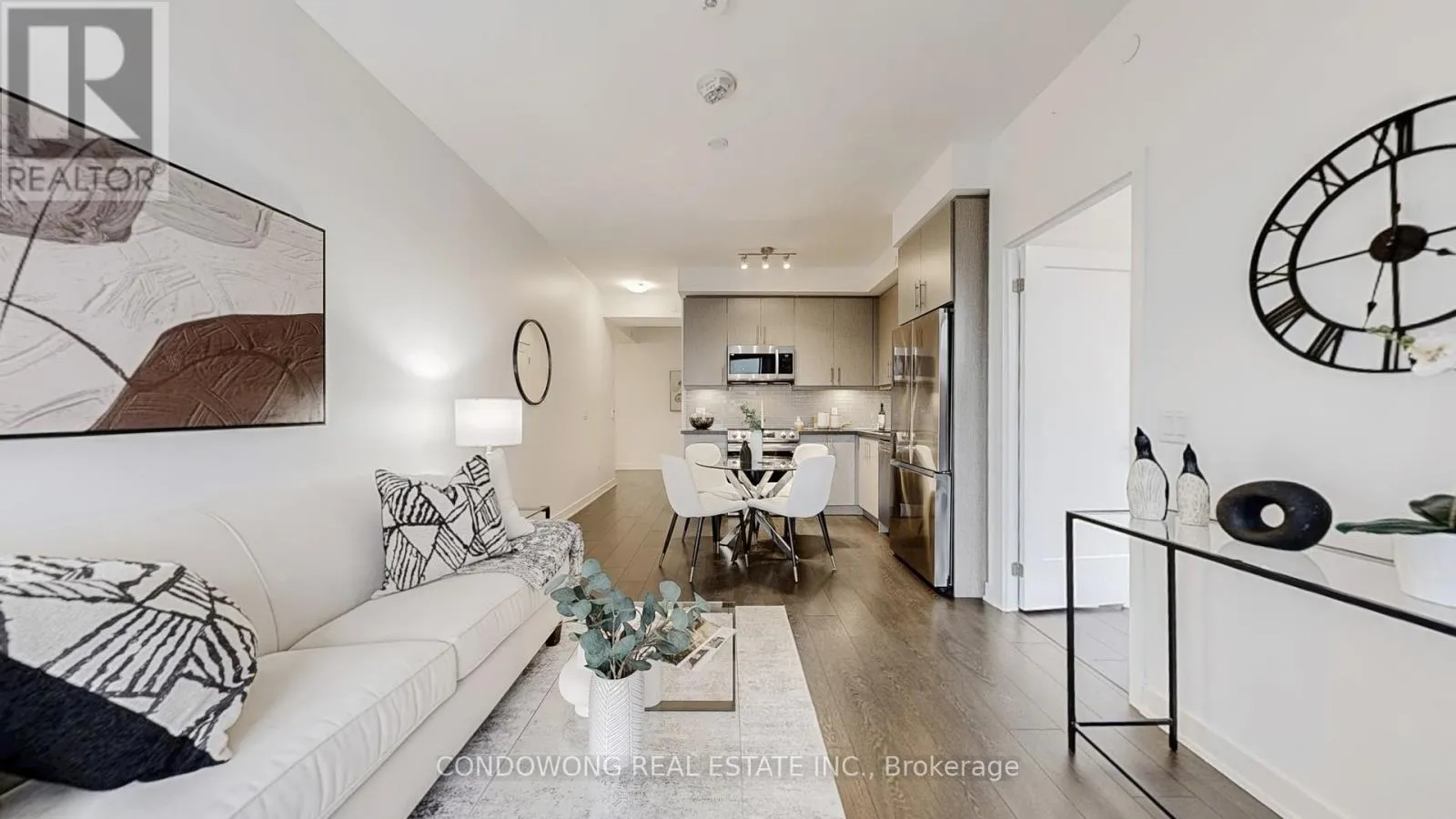 Apartment for rent: 2204 - 95 Oneida Crescent, Richmond Hill, Ontario L4B 0H5