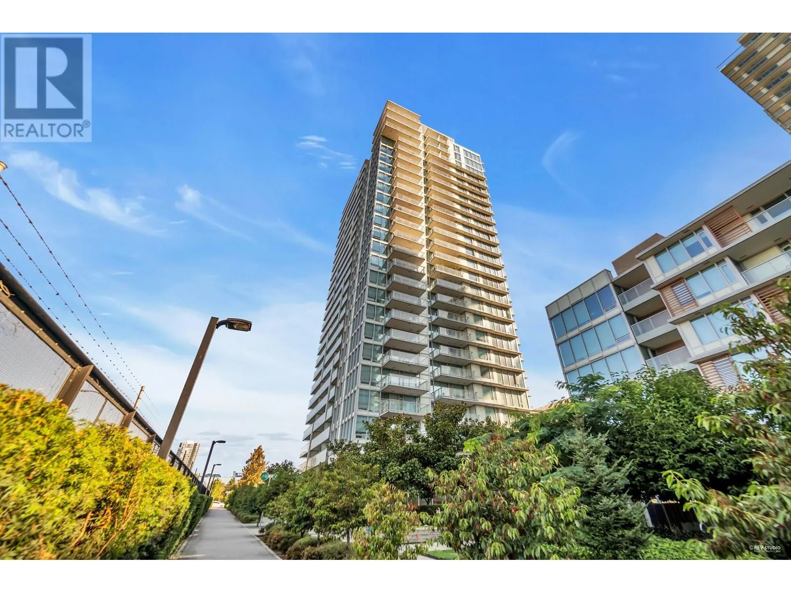 Apartment for rent: 2205 8031 Nunavut Lane, Vancouver, British Columbia V5X 0C9