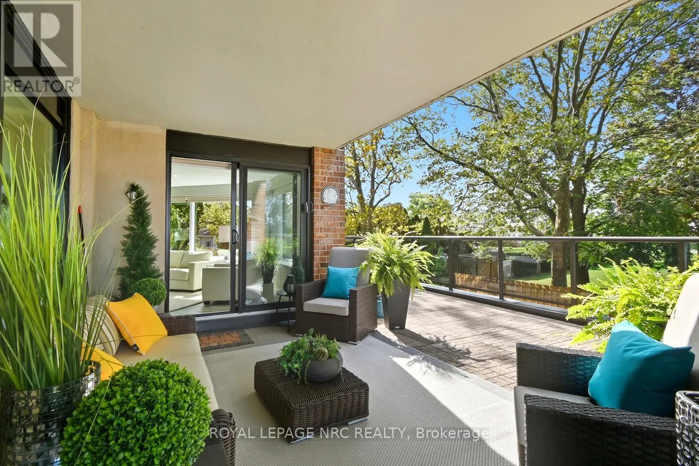 Apartment for rent: 2206 - 701 Geneva Street, St. Catharines, Ontario L2N 7H9