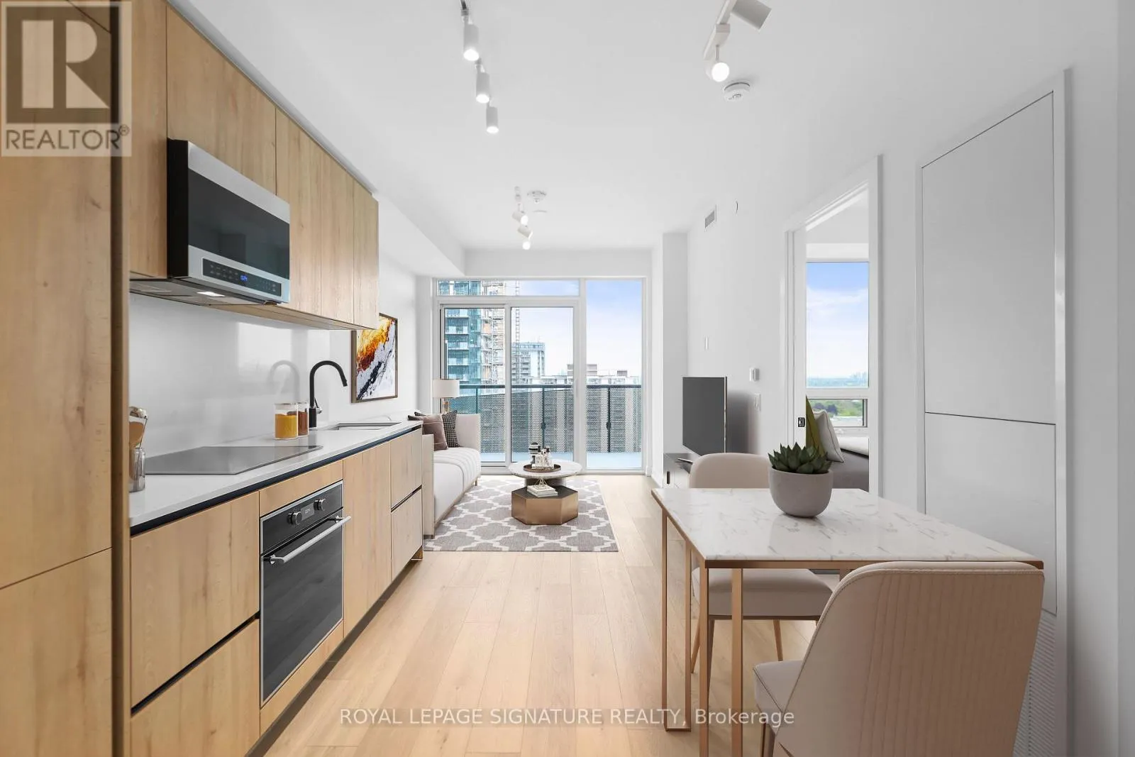 2208 - 117 Broadway Avenue, Toronto, Ontario M4P 1V3