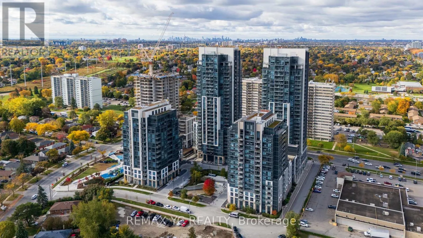 Apartment for rent: 2208 - 30 Meadowglen Place, Toronto, Ontario M1G 0A6