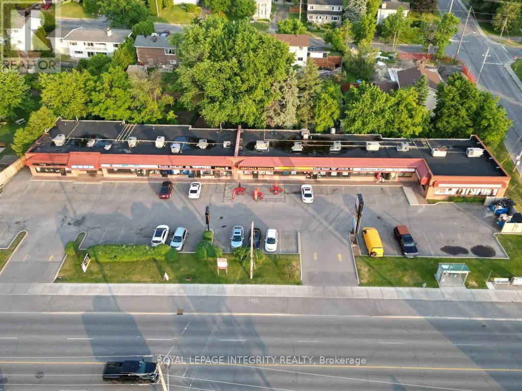 2208 St. Joseph Boulevard, Ottawa, Ontario K1C 1E8