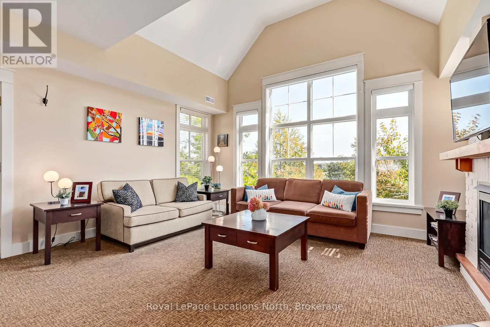 Row / Townhouse for rent: 221 - 125 Fairway Court, Blue Mountains, Ontario L9Y 0P8